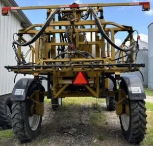 AG-CHEM 854 SELF-PROPELLED SPRAYER